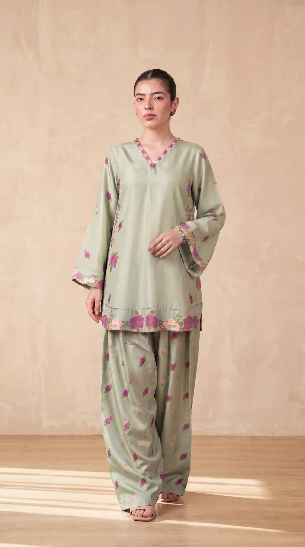 ZIVA EMBROIDERED 3PC