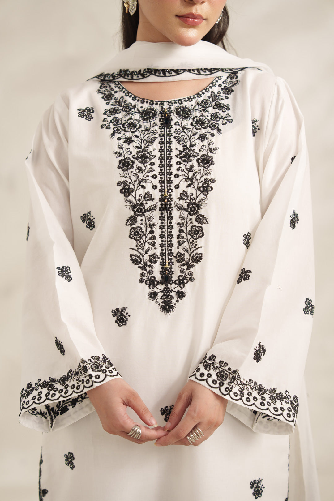 MAYAL EMBROIDERED 3PC