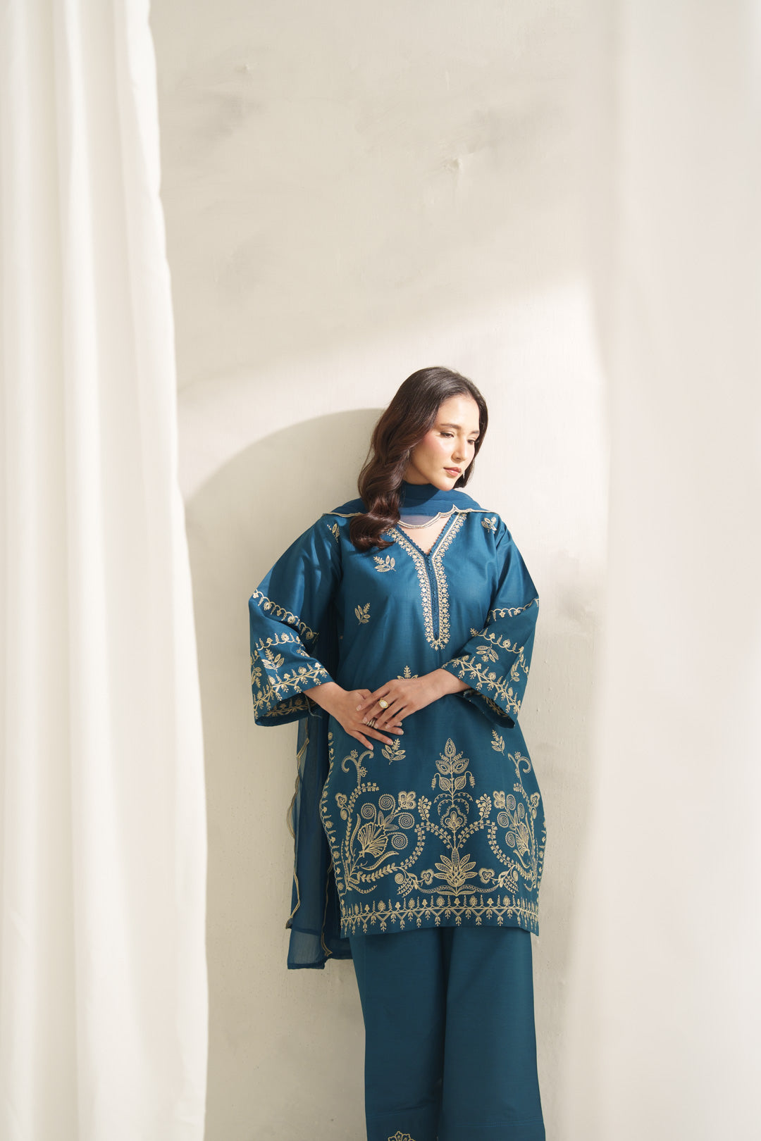 URWA EMBROIDERED 3PC