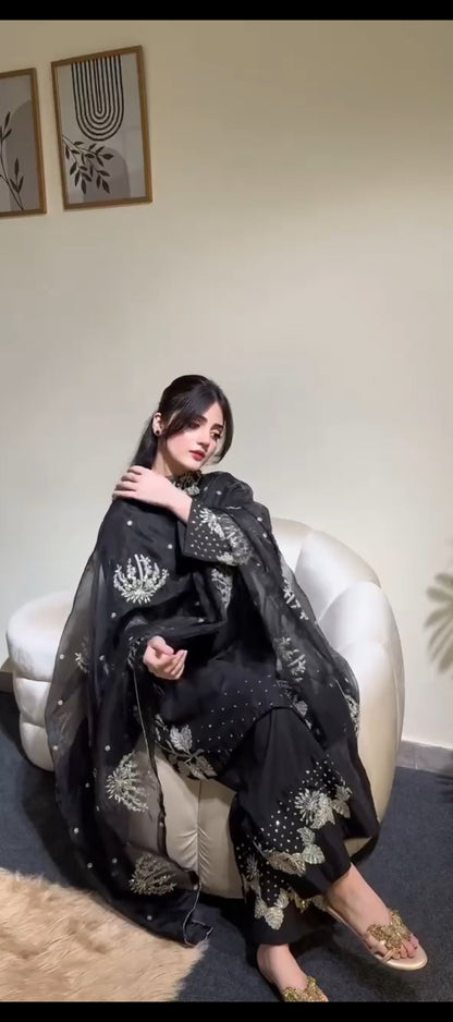 Zoola Embroidered 3pc