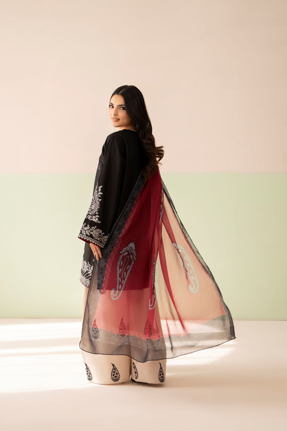 Moon EMBROIDERED 3PC